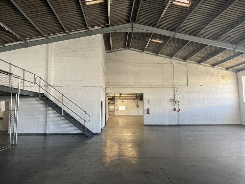 To Let Commercial Property for Rent in Paarden Eiland Western Cape